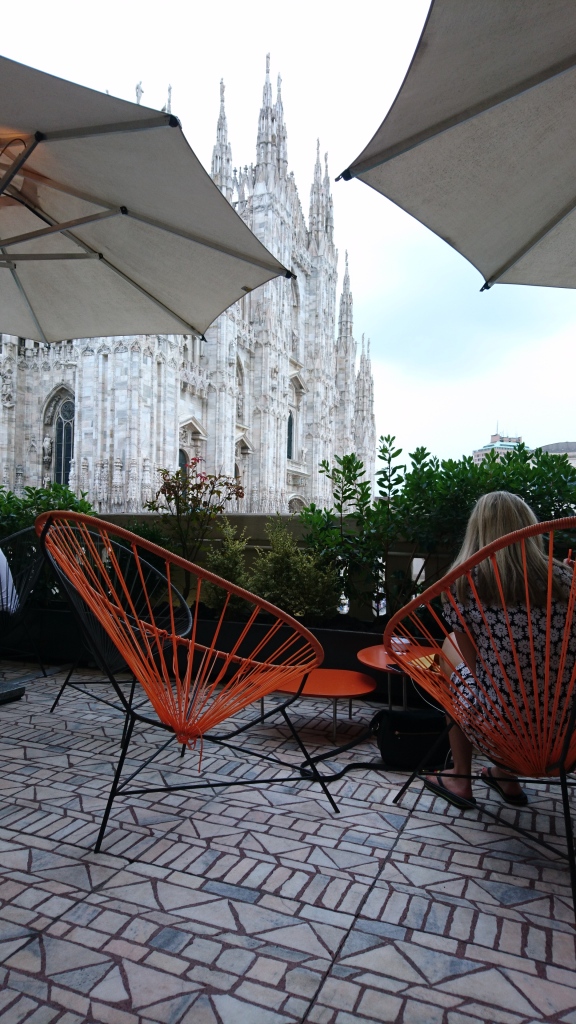 Bar overseeing the Duomo - such a stunning view